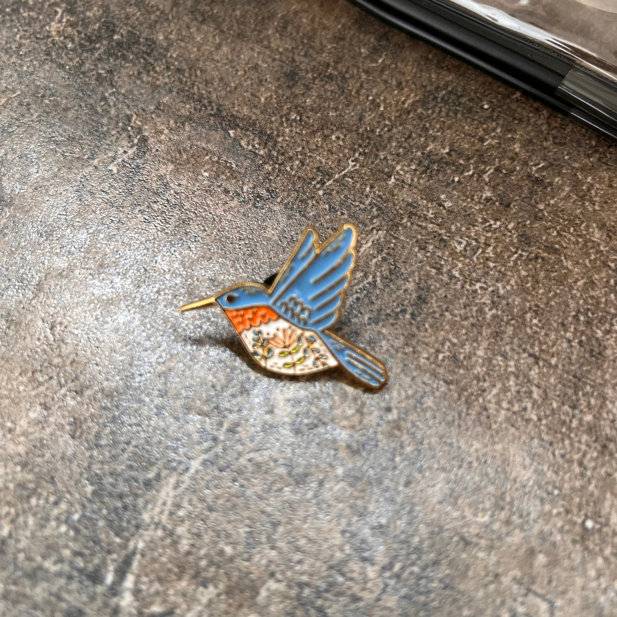 PIN DE COLIBRI – La Timbrería